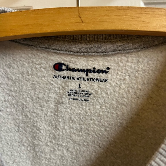 Champion Girls Sweatshirt - Picture 3 of 3